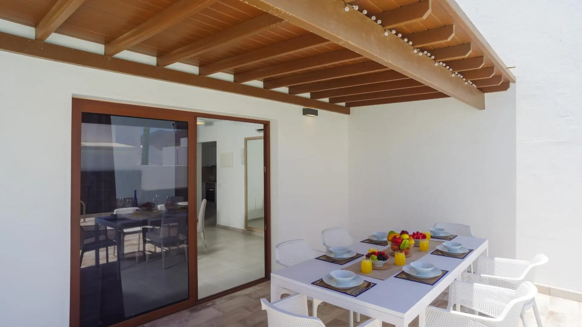 238 - Villa Sofia By Villas Now Ltd Playa Blanca