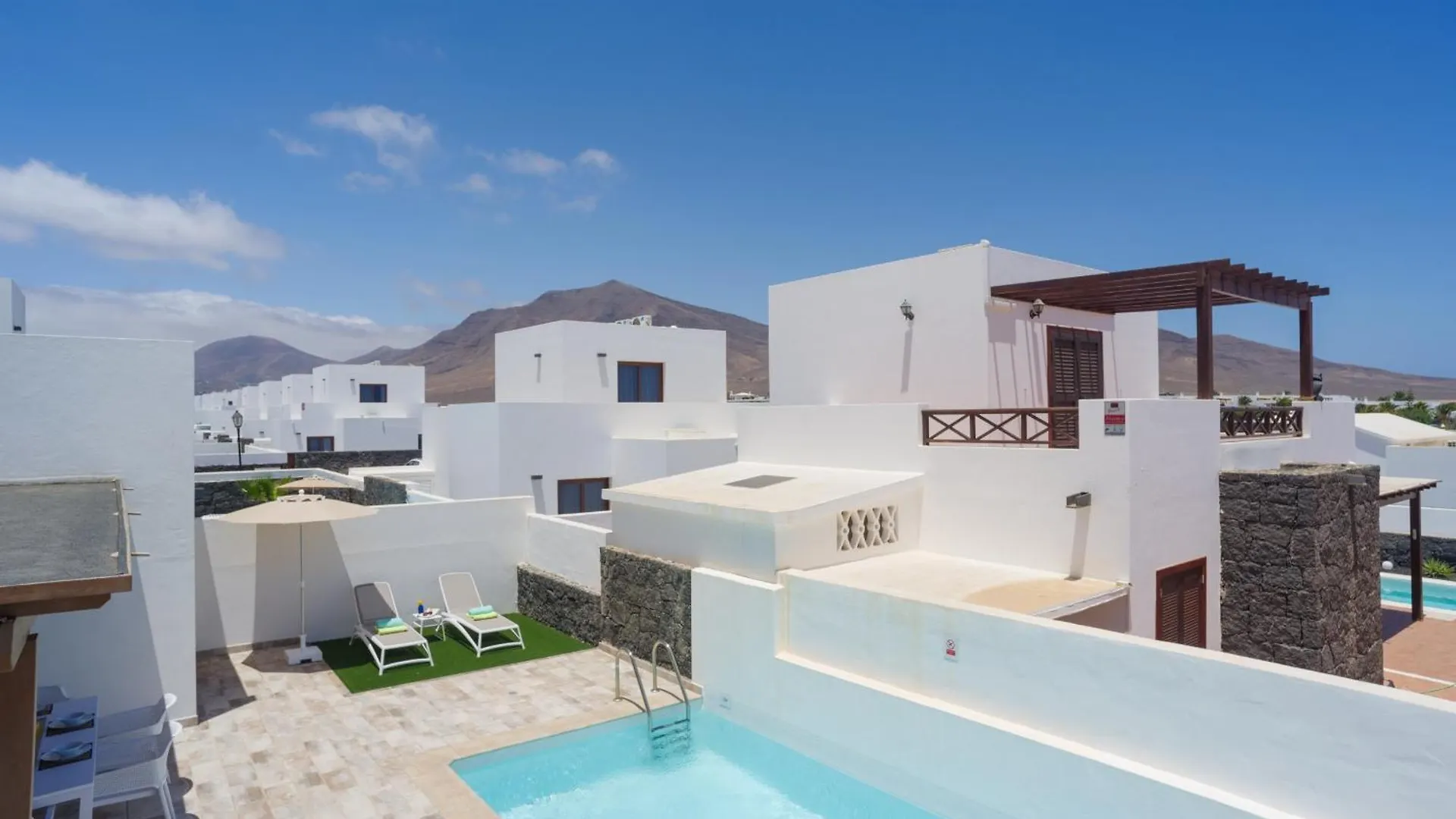 238 - Villa Sofia By Villas Now Ltd Playa Blanca